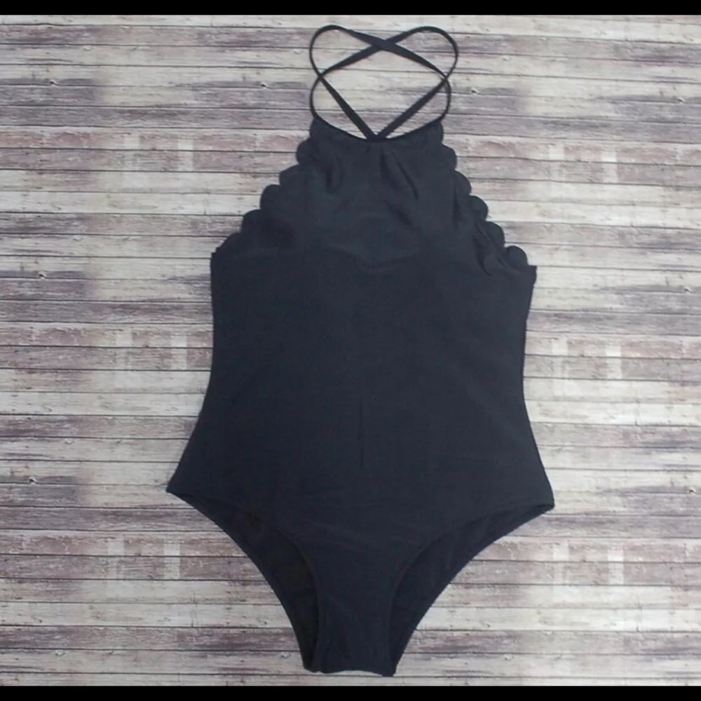 5 🌟 Sale 🌟 💎 Black Scalloped Monokini Bikini 💕 - Picture 4 of 6